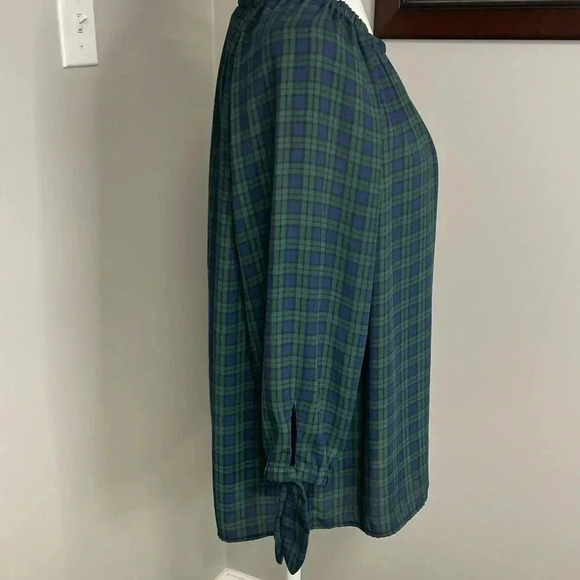 TALBOTS Tartan Popover Blouse Plaid Ruffle Green Black Fall Winter Petite Preppy - Picture 2 of 4